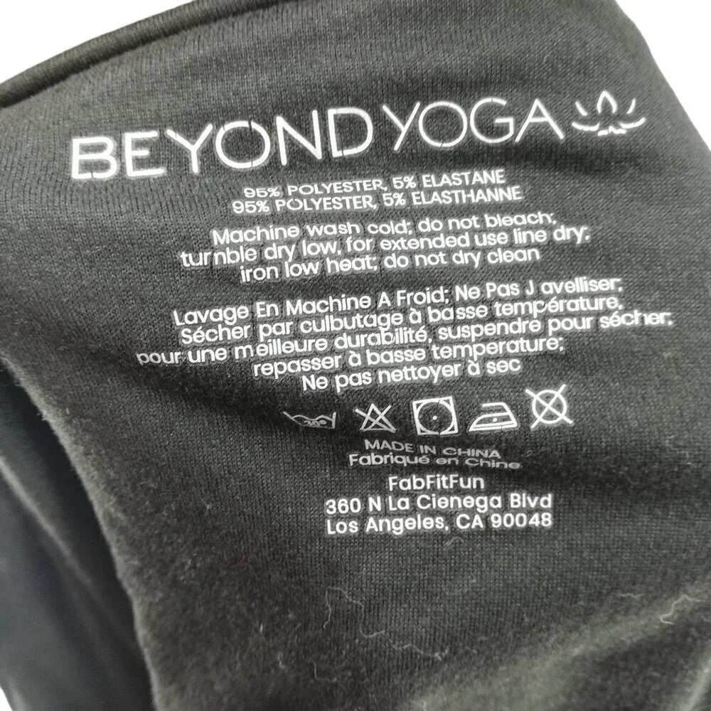 Beyond Yoga Pocket Infinity Scarf Black Zipper Hidden Neck Warmer Athletic